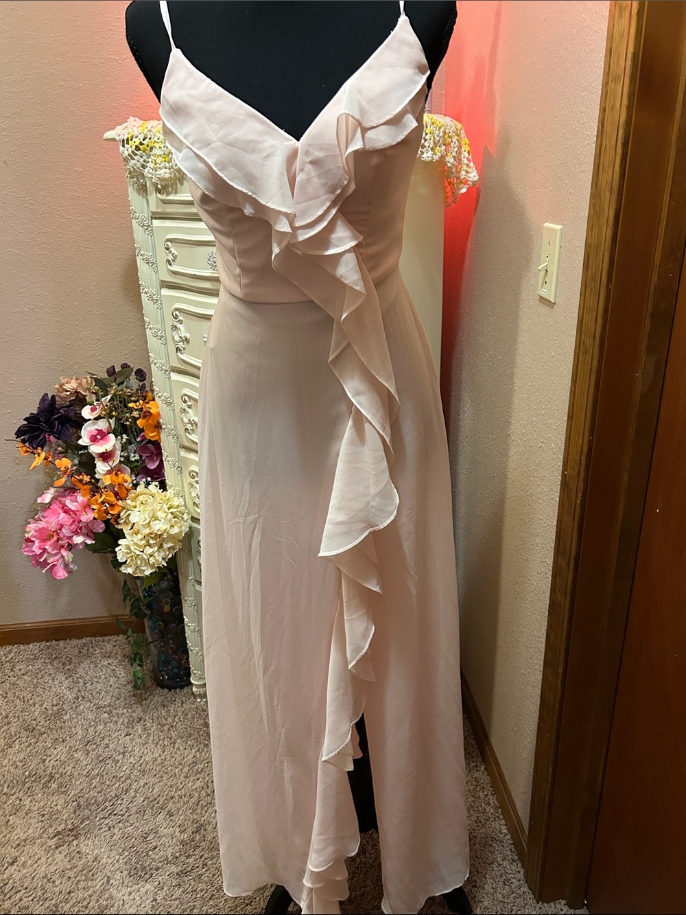 Blush Pink Ruffled V-Neck Prom Dress NWOT